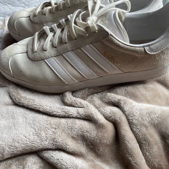 ❤️LIKE A FEW ITEMS - 1 shipping price… I ship daily and love ❤️to give offers ❤️ - Picture 6 of 8